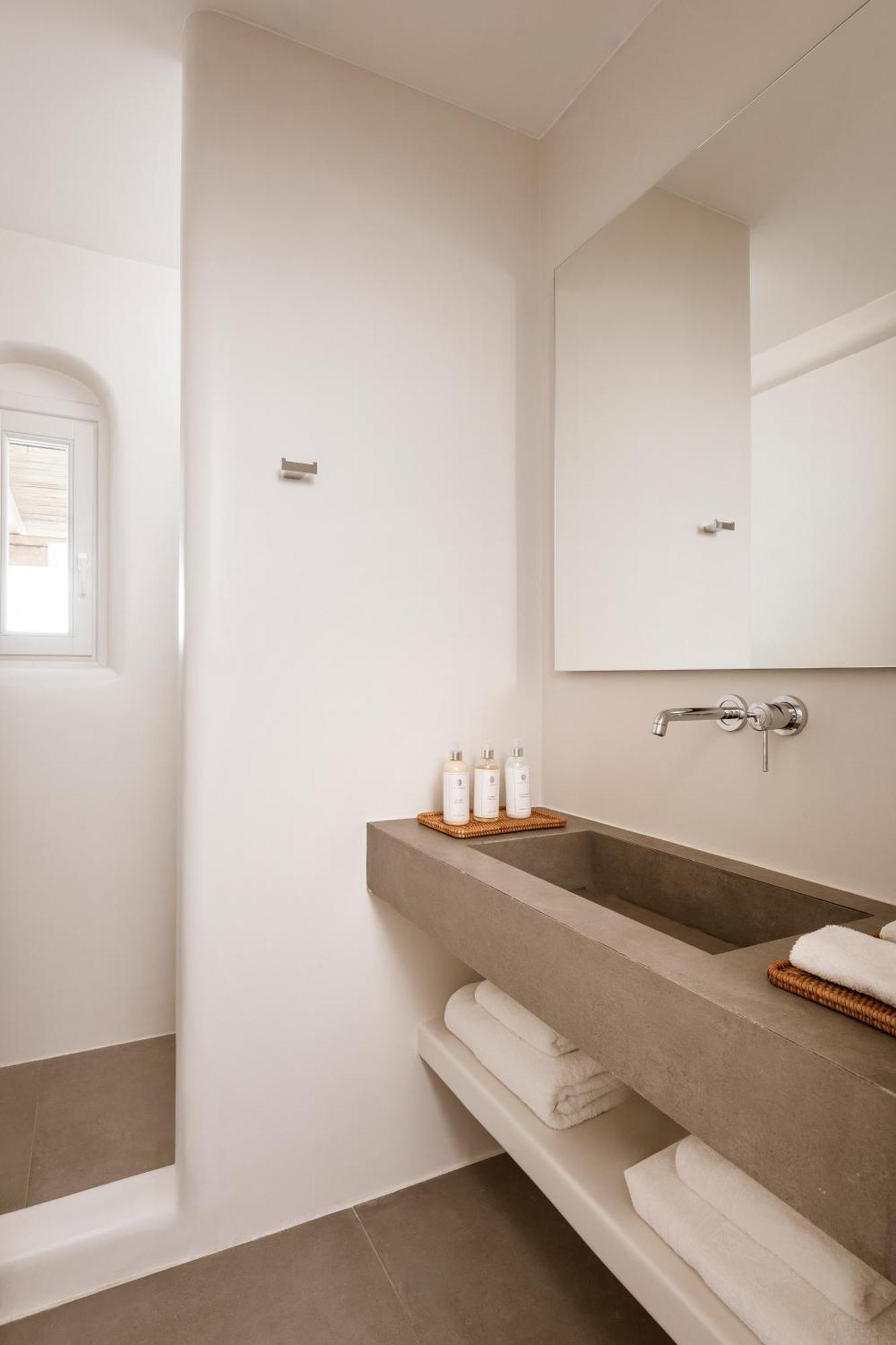 Nero Suites By Nomee Hospitality Group Imerovigli  Exterior foto